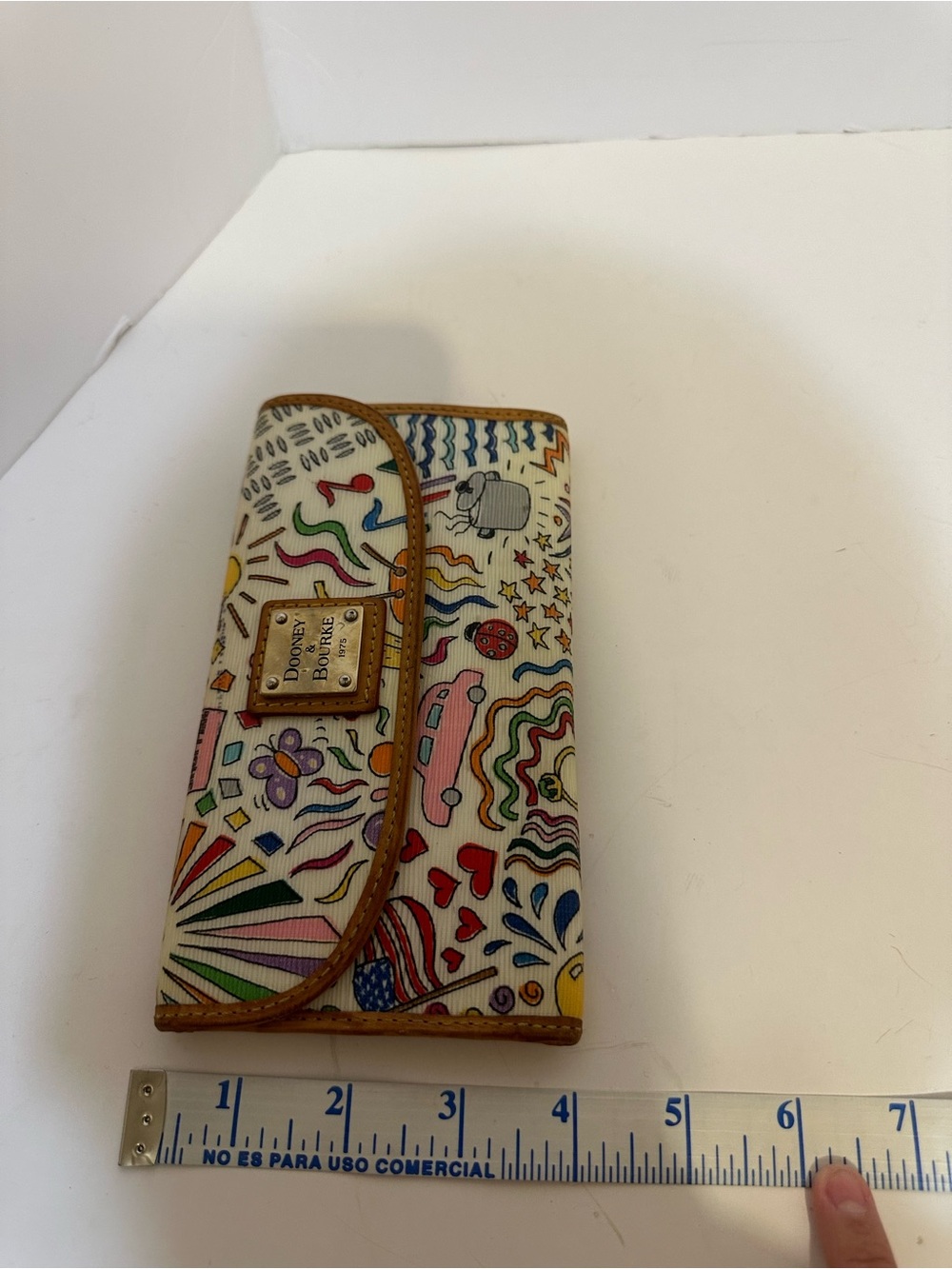 Dooney & Bourke White Multicolor Doodle Continental Wallet with Tan Trim - Picture 5 of 10